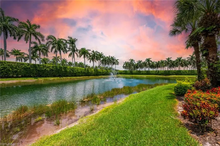 10000 Valiant Ct 201, Miromar Lakes, Florida 33913