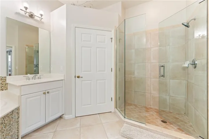 10000 Valiant Ct 201, Miromar Lakes, Florida 33913