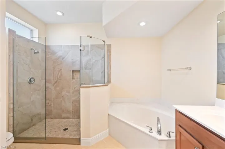 15318  Cortona  WAY, Naples, FL 34120
