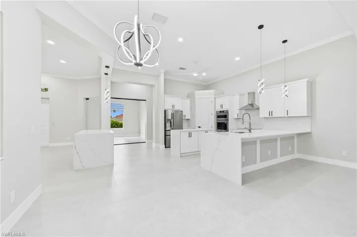 1817 Lagoon Ln, Cape Coral, Florida 33914