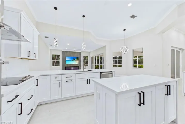 1817 Lagoon Ln, Cape Coral, Florida 33914
