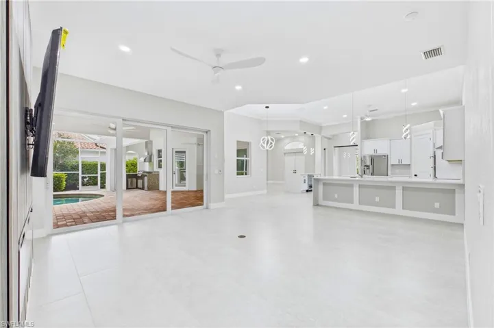 1817 Lagoon Ln, Cape Coral, Florida 33914