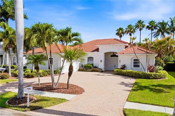 1817 Lagoon Ln, Cape Coral, Florida 33914