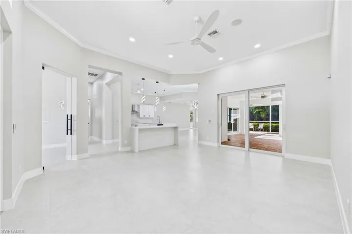 1817 Lagoon Ln, Cape Coral, Florida 33914