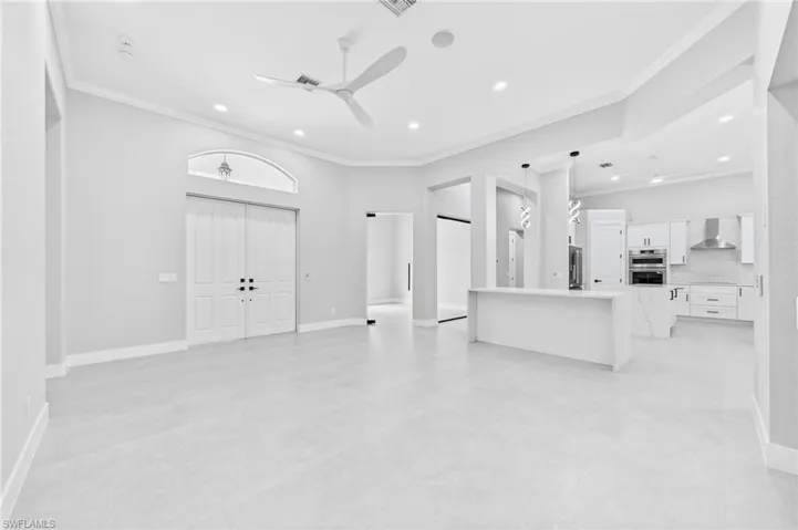 1817 Lagoon Ln, Cape Coral, Florida 33914