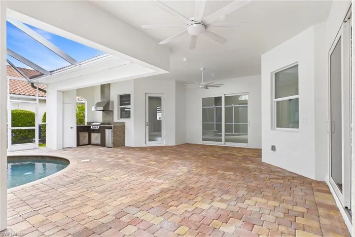 1817 Lagoon Ln, Cape Coral, Florida 33914