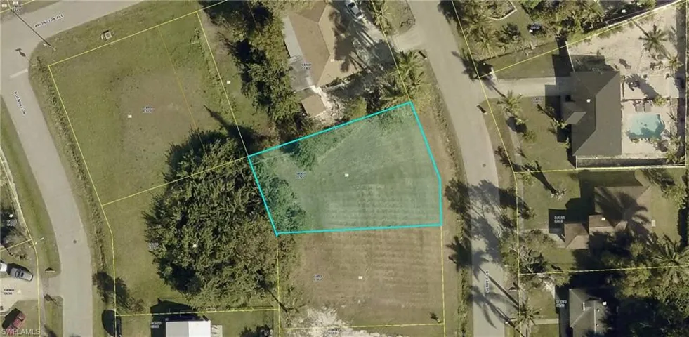 1054  Sumter  DR, Fort Myers, FL 33905