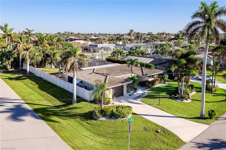171 SW 51st  TER, Cape Coral, FL 33914