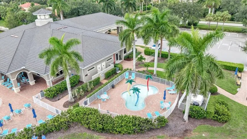 14024 Mirror Dr, Naples, Florida 34114
