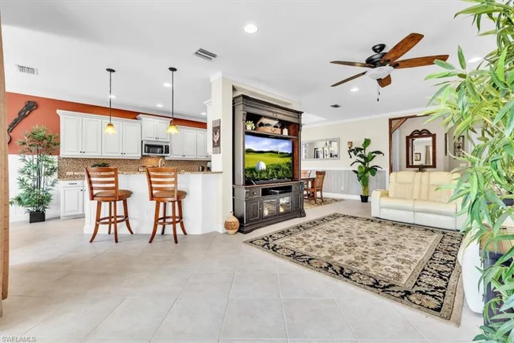14024 Mirror Dr, Naples, Florida 34114