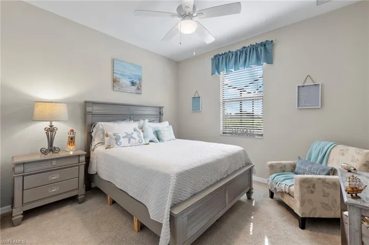 1st Floor Guest Room