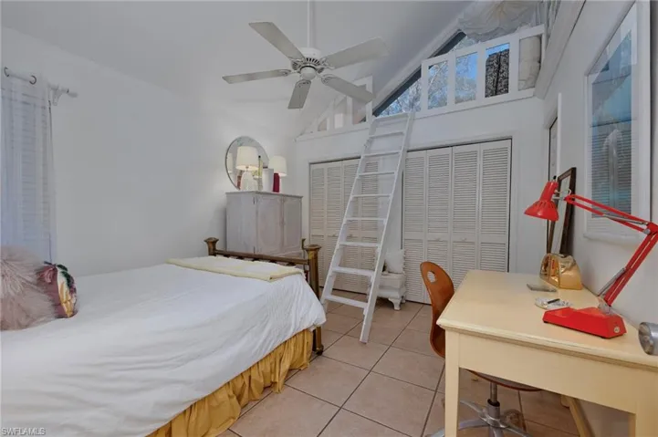 1st floor guest bedroom