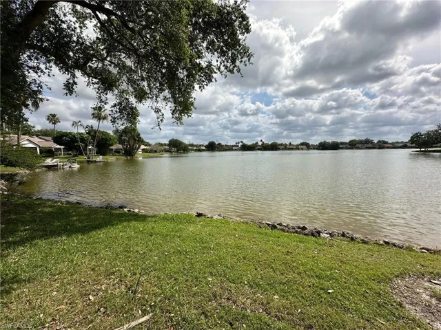 6770  Lone Oak  BLVD, Naples, FL 34109