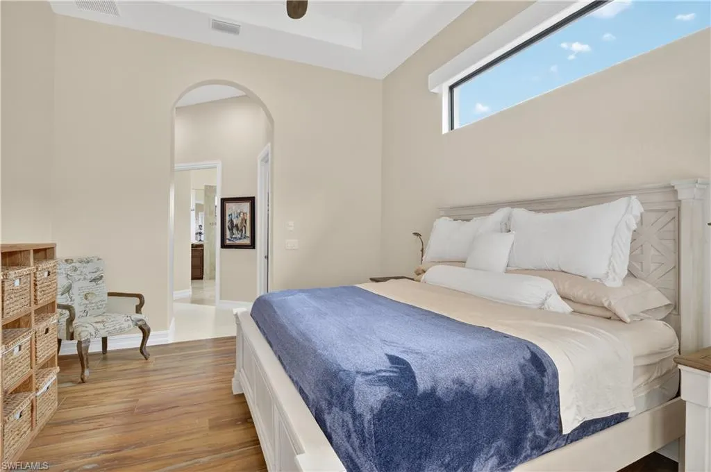 6528 Costa CIR, Naples, FL 34113,225051017
