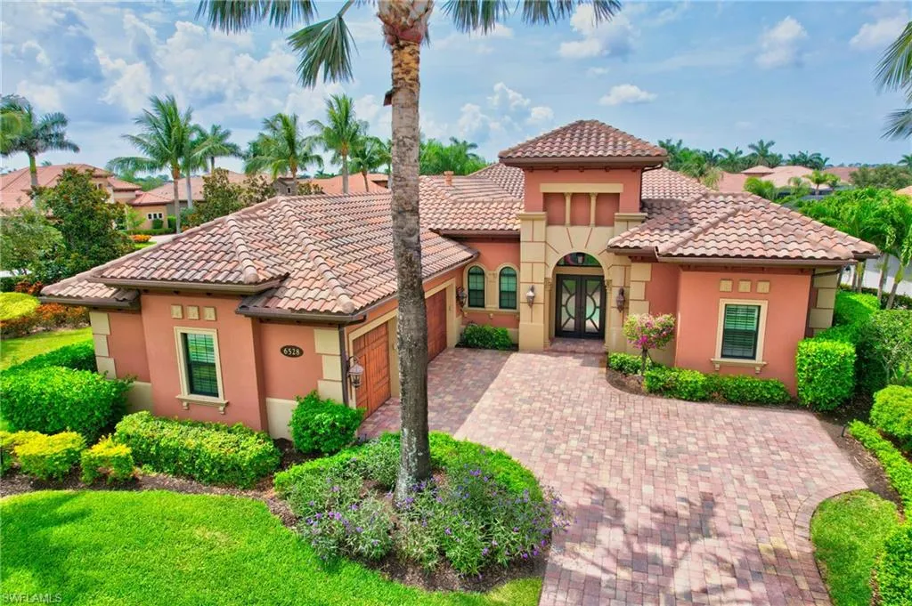 6528 Costa CIR, Naples, FL 34113,225051017
