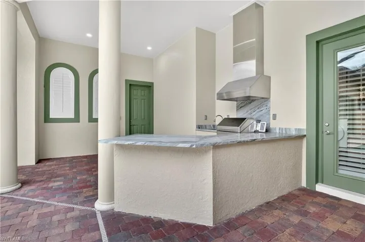 Summer Kitchen