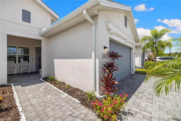 9190 Cayman Dr, Naples, Florida 34114