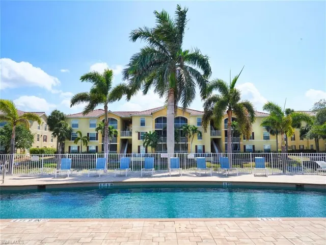 4105 Residence Dr 720, Fort Myers, Florida 33901