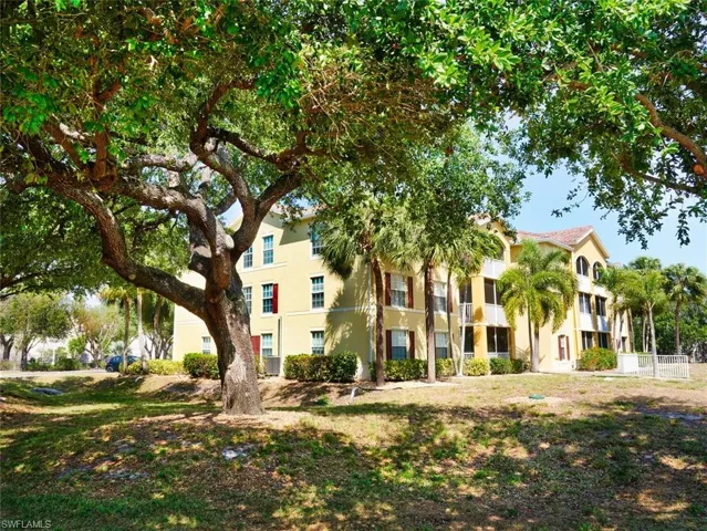 4105 Residence Dr 720, Fort Myers, Florida 33901