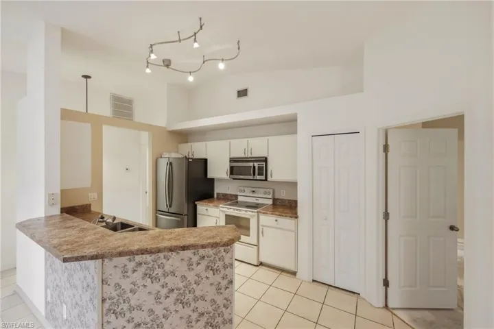 457 Bethany Village Cir, Lehigh Acres, Florida 33936