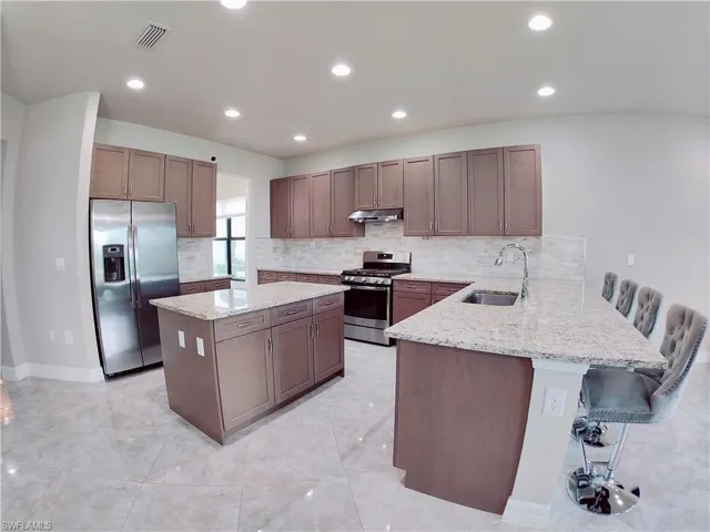4716 Kensington Cir, Naples, Florida 34119