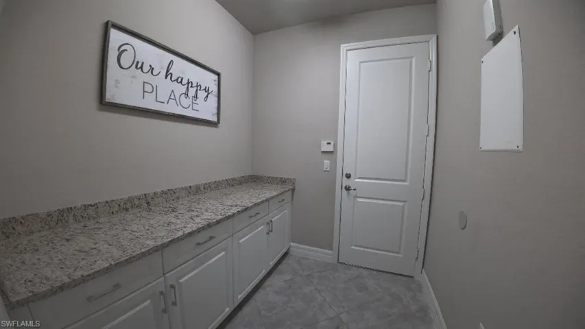 4716 Kensington Cir, Naples, Florida 34119