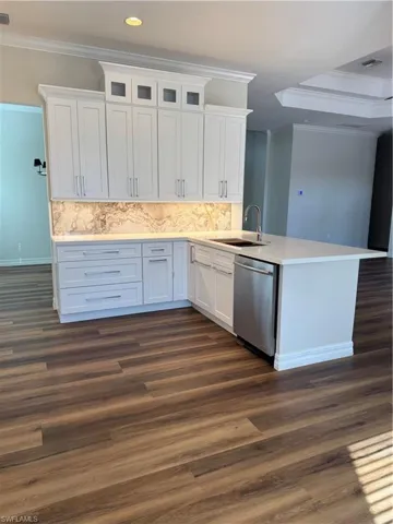 6592  Marbella  LN, Naples, FL 34105