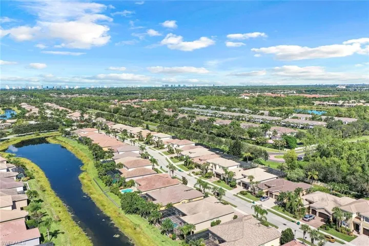 6592  Marbella  LN, Naples, FL 34105