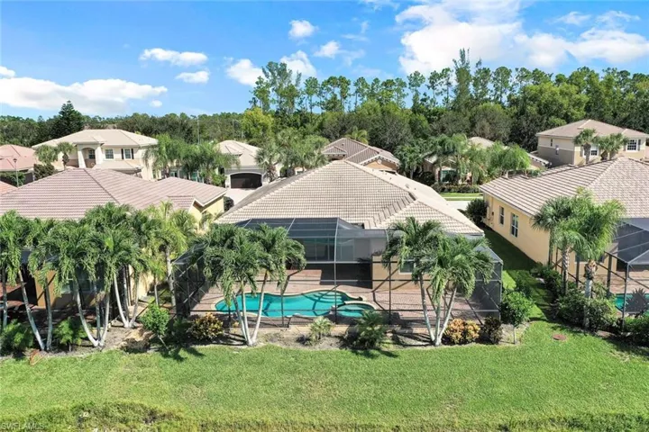 6592  Marbella  LN, Naples, FL 34105