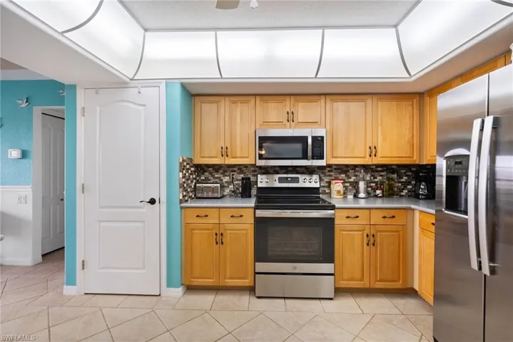 412 NE 18th  AVE, Cape Coral, FL 33909