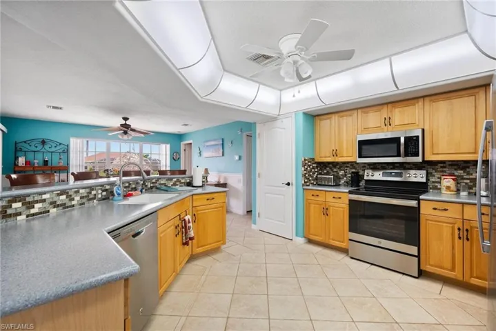 412 NE 18th  AVE, Cape Coral, FL 33909