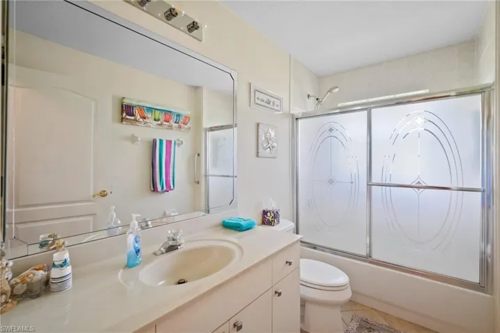 412 NE 18th  AVE, Cape Coral, FL 33909