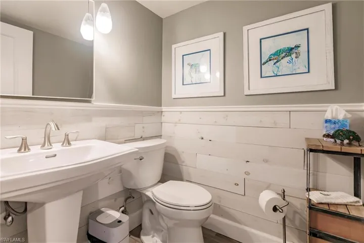 Powder room