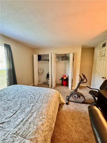12658 Kenwood Ln B, Fort Myers, Florida 33907