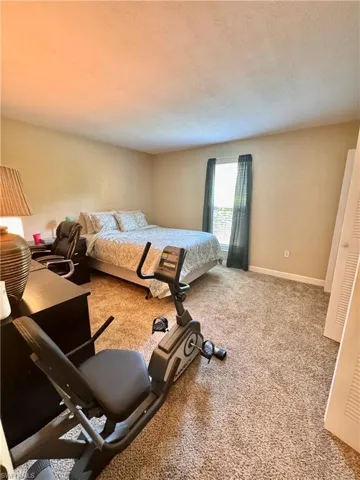12658 Kenwood Ln B, Fort Myers, Florida 33907