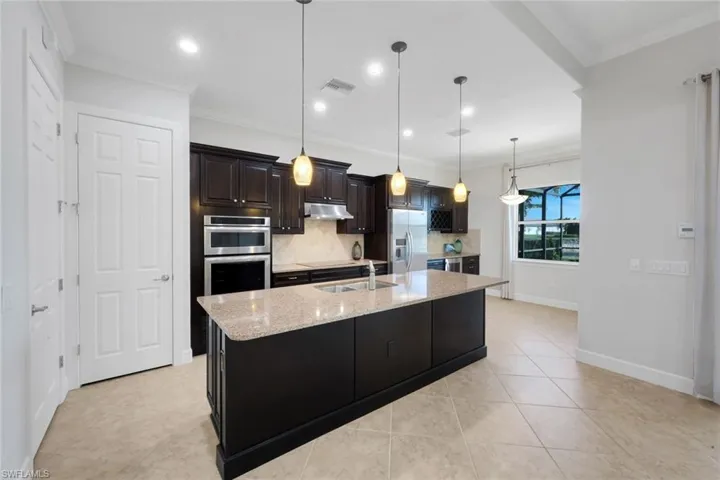 9179 Flint Ct, Naples, Florida 34120