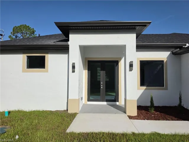 326 Nathan Ave, Lehigh Acres, Florida 33974