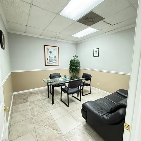 Private office (1 of 2)