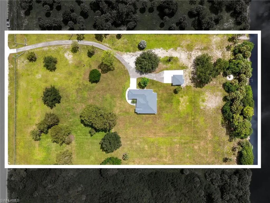 221 10th ST, Naples, FL 34117,225047621