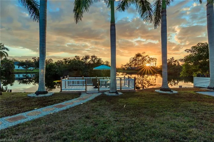 28  Constitution  DR, Naples, FL 34112