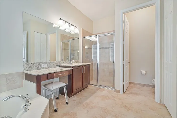 11220  Sparkleberry  DR, Fort Myers, FL 33913