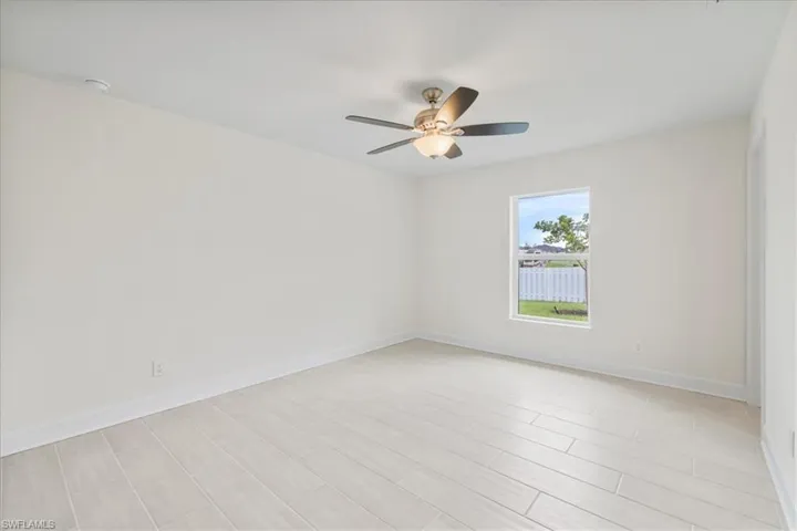 1927 NW 22nd  PL, Cape Coral, FL 33993