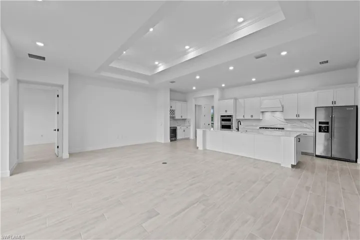 Photos are from a similar Stardom in Terreno. Illustration purposes only. Options may vary.