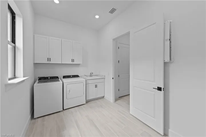 Photos are from a similar Stardom in Terreno. Illustration purposes only. Options may vary.