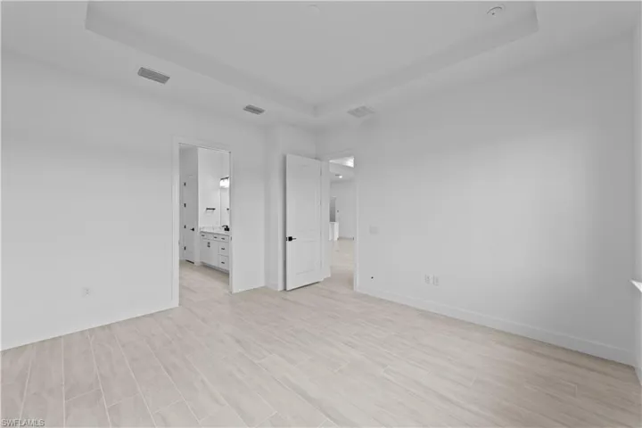 Photos are from a similar Stardom in Terreno. Illustration purposes only. Options may vary.