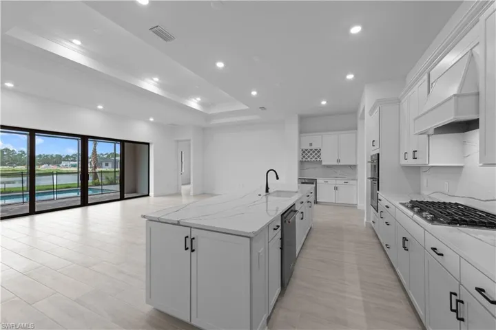 Photos are from a similar Stardom in Terreno. Illustration purposes only. Options may vary.