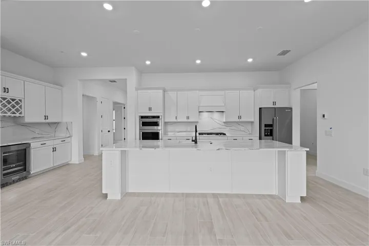 Photos are from a similar Stardom in Terreno. Illustration purposes only. Options may vary.