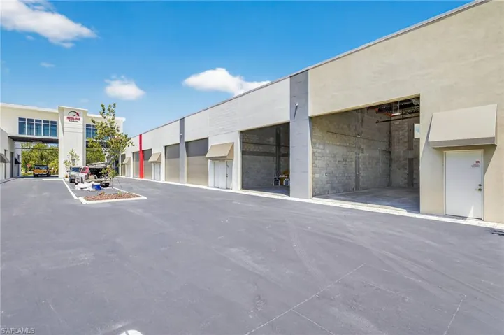 Entrance of Redline Auto Suites