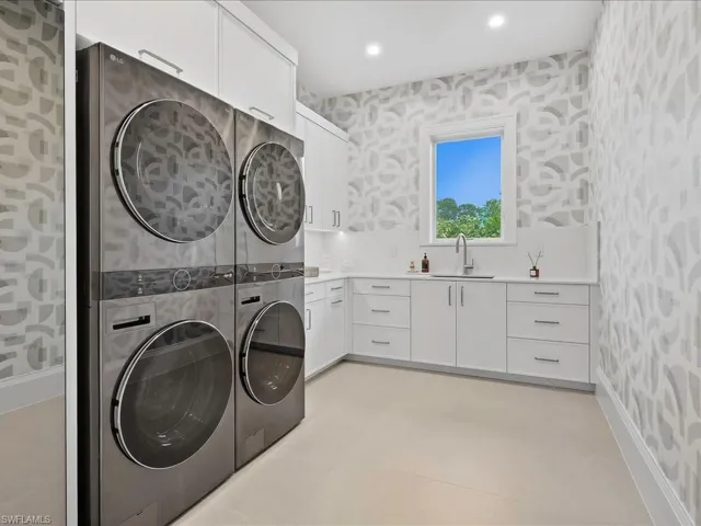500 Ridge Dr, Naples, Florida 34108