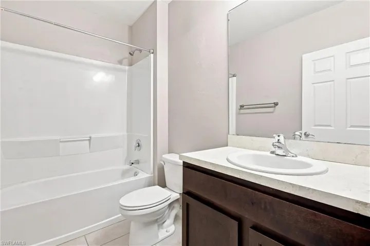 3180 Cozumel Ct, Cape Coral, Florida 33909